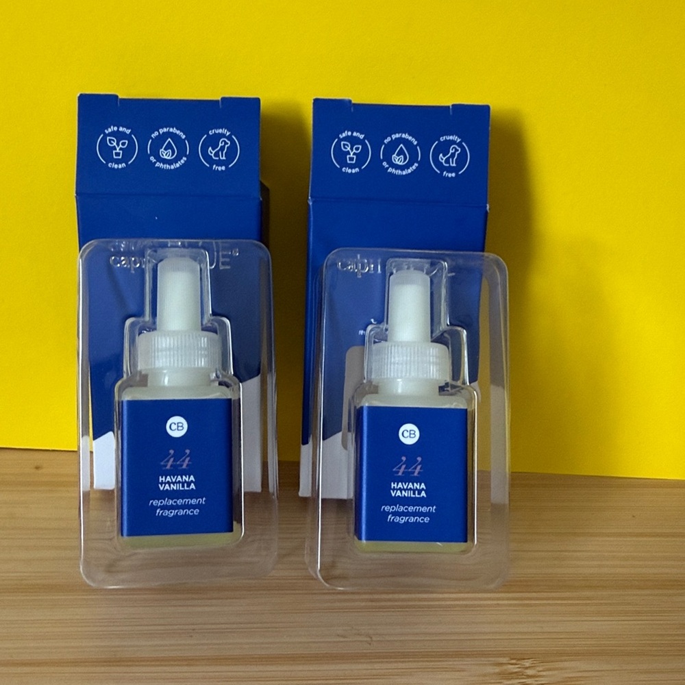 Capri Blue Pura Smart Home Plug-in Diffuser Refills- Havana Vanilla (Pack of 2) - Picture 4 of 5